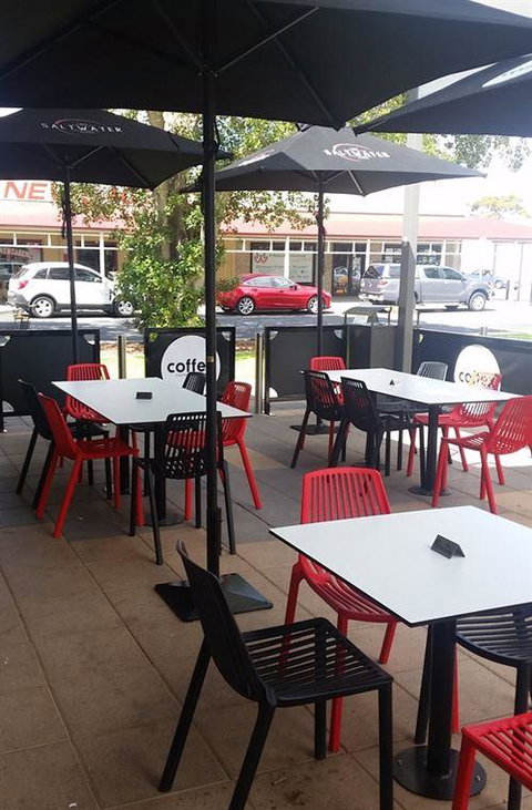 Saltwater Cafe & Pizza - Surfers Paradise Gold Coast 4
