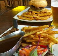 New Royal Hotel - Surfers Paradise Gold Coast