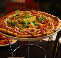 Oz Napoli Pizza Pasta Restaurant