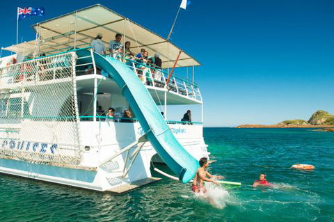 Moonshadow–TQC Cruises - Surfers Paradise Gold Coast 2