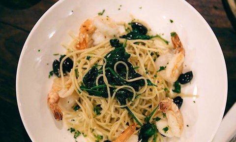 Manly Pizza & Wine - Surfers Paradise Gold Coast 1