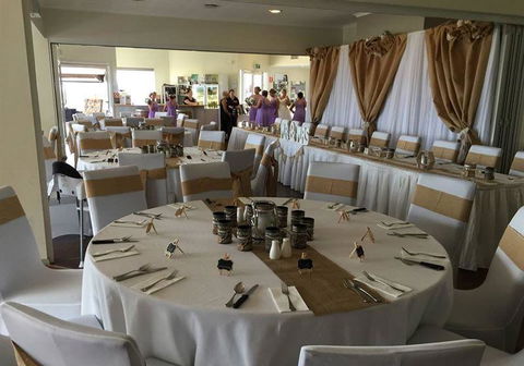 Cottontails Restaurant And Winery - Surfers Paradise Gold Coast 1