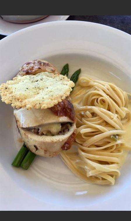 Cottontails Restaurant And Winery - Surfers Paradise Gold Coast 5