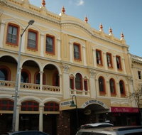 Brisbane Hotel - Surfers Paradise Gold Coast