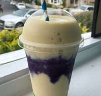Kombi Cafe  Smoothie Bar - Surfers Paradise Gold Coast