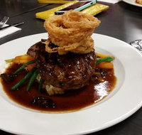 King Island Golf - Surfers Paradise Gold Coast