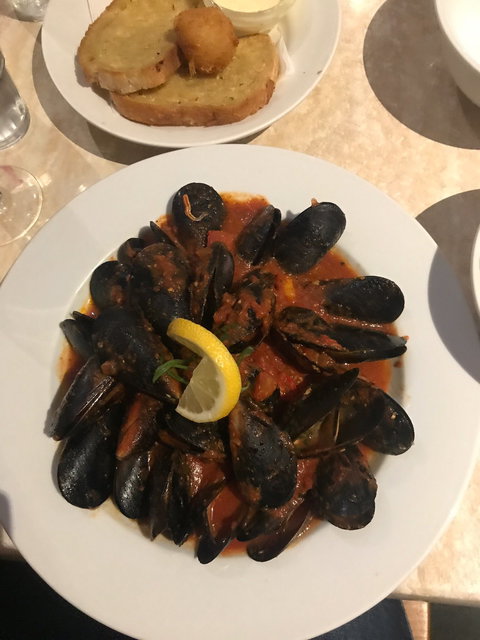 Venice Restaurant - Surfers Paradise Gold Coast 7