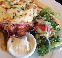 Kununurra Hotel - Surfers Paradise Gold Coast