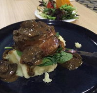 Mawson Lakes Hotel Bistro - Surfers Paradise Gold Coast