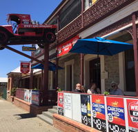 Blumberg Hotel - Surfers Paradise Gold Coast