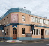 Hotel Elliot - Surfers Paradise Gold Coast