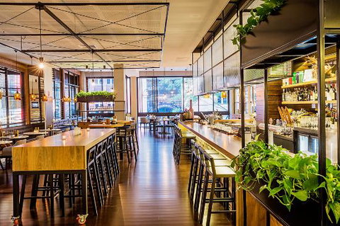 Lennons Restaurant & Bar - Surfers Paradise Gold Coast 0