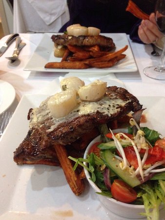 Burke & Wills Restaurant - Surfers Paradise Gold Coast 0