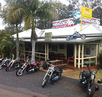 Apple Tree Creek Hotel - Surfers Paradise Gold Coast