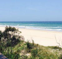 Peregian Beach Hotel - Surfers Paradise Gold Coast