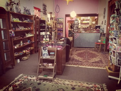 The Closet Hippy - Surfers Paradise Gold Coast 0