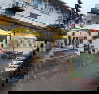 Yungaburra Pub - Surfers Paradise Gold Coast