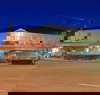Grand Old Crow Hotel - Surfers Paradise Gold Coast