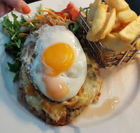 The Home Hotel Bistro - Surfers Paradise Gold Coast