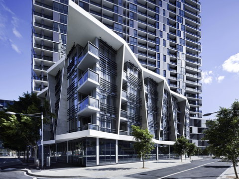 The Sebel Residences Melbourne Docklands - Surfers Paradise Gold Coast 0