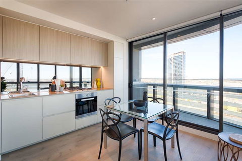 Orange Stay Apartments - Surfers Paradise Gold Coast 6
