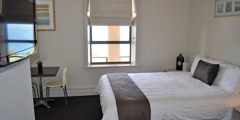 Kangaroo Island Seafront Resort - Surfers Paradise Gold Coast 0