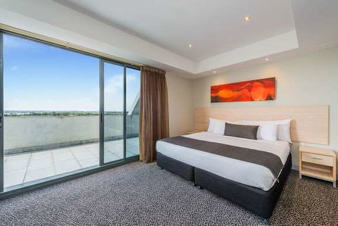 Mantra Tullamarine Hotel - Surfers Paradise Gold Coast 10
