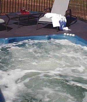 Hut On The Hill B&B - Surfers Paradise Gold Coast 1