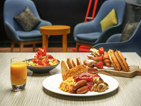 Ibis Adelaide - Surfers Paradise Gold Coast 17