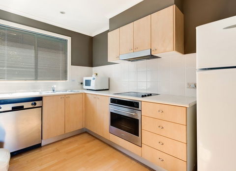 Aqualuna Beach Resort - Surfers Paradise Gold Coast 6