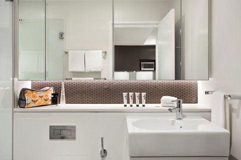 Quest North Sydney - Surfers Paradise Gold Coast 3