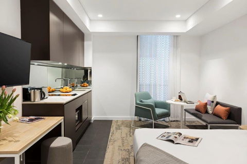 Quest North Sydney - Surfers Paradise Gold Coast 11