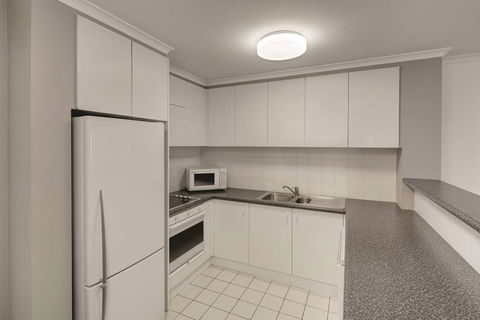 Adina Serviced Apartments James Court - Surfers Paradise Gold Coast 7