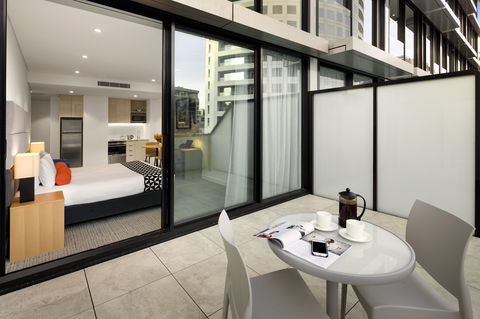 Quest St Leonards - Surfers Paradise Gold Coast 6