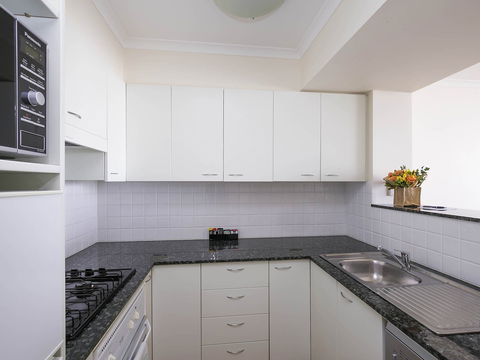 The Sebel Sydney Residence Chatswood - Surfers Paradise Gold Coast 5