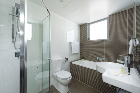 Astra Apartments North Sydney - Surfers Paradise Gold Coast 1