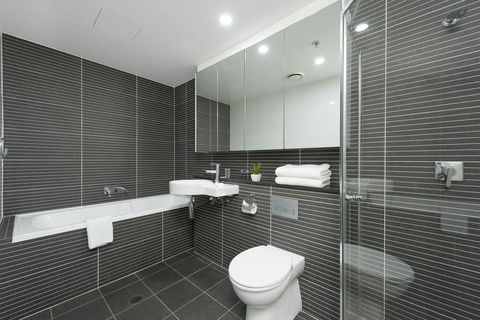Astra Apartments North Sydney - Surfers Paradise Gold Coast 3