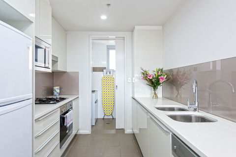 Astra Apartments North Sydney - Surfers Paradise Gold Coast 5