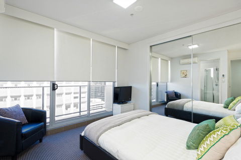Astra Apartments North Sydney - Surfers Paradise Gold Coast 12