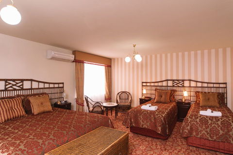 Hadley's Orient Hotel - Surfers Paradise Gold Coast 3