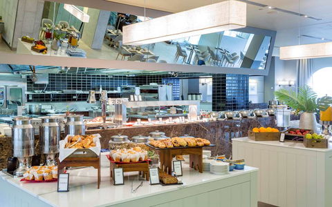 Hilton Surfers Paradise Hotel - Surfers Paradise Gold Coast 10