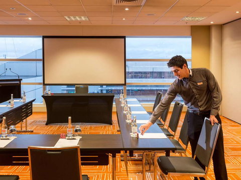 PARKROYAL Melbourne Airport - Surfers Paradise Gold Coast 9