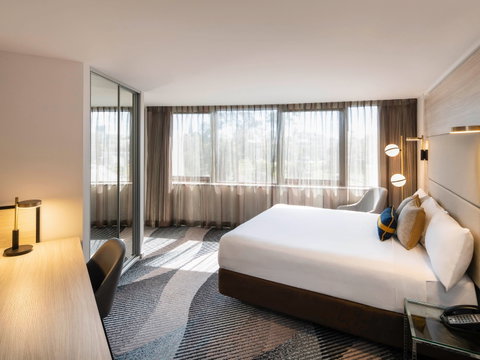 Novotel Sydney Parramatta - Surfers Paradise Gold Coast 5