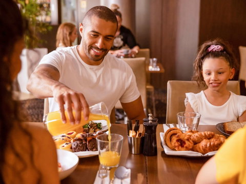 Novotel Sydney Parramatta - Surfers Paradise Gold Coast 12