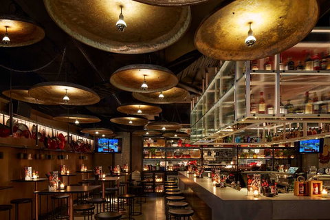 QT Melbourne - Surfers Paradise Gold Coast 11