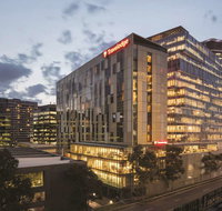 Travelodge Melbourne Docklands - Surfers Paradise Gold Coast