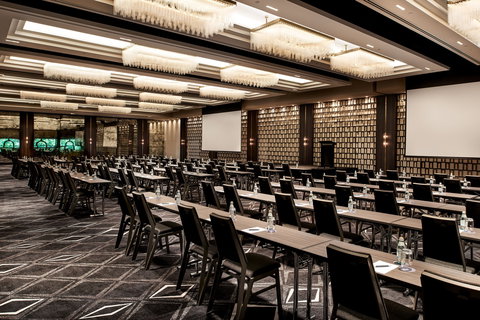 Sheraton Grand Sydney Hyde Park - Surfers Paradise Gold Coast 13