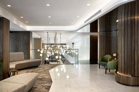 Crowne Plaza Sydney Darling Harbour - Surfers Paradise Gold Coast 2