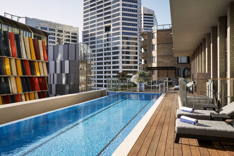 Crowne Plaza Sydney Darling Harbour - Surfers Paradise Gold Coast 7