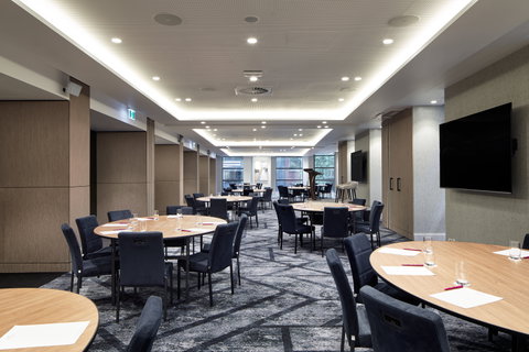 Crowne Plaza Sydney Darling Harbour - Surfers Paradise Gold Coast 17